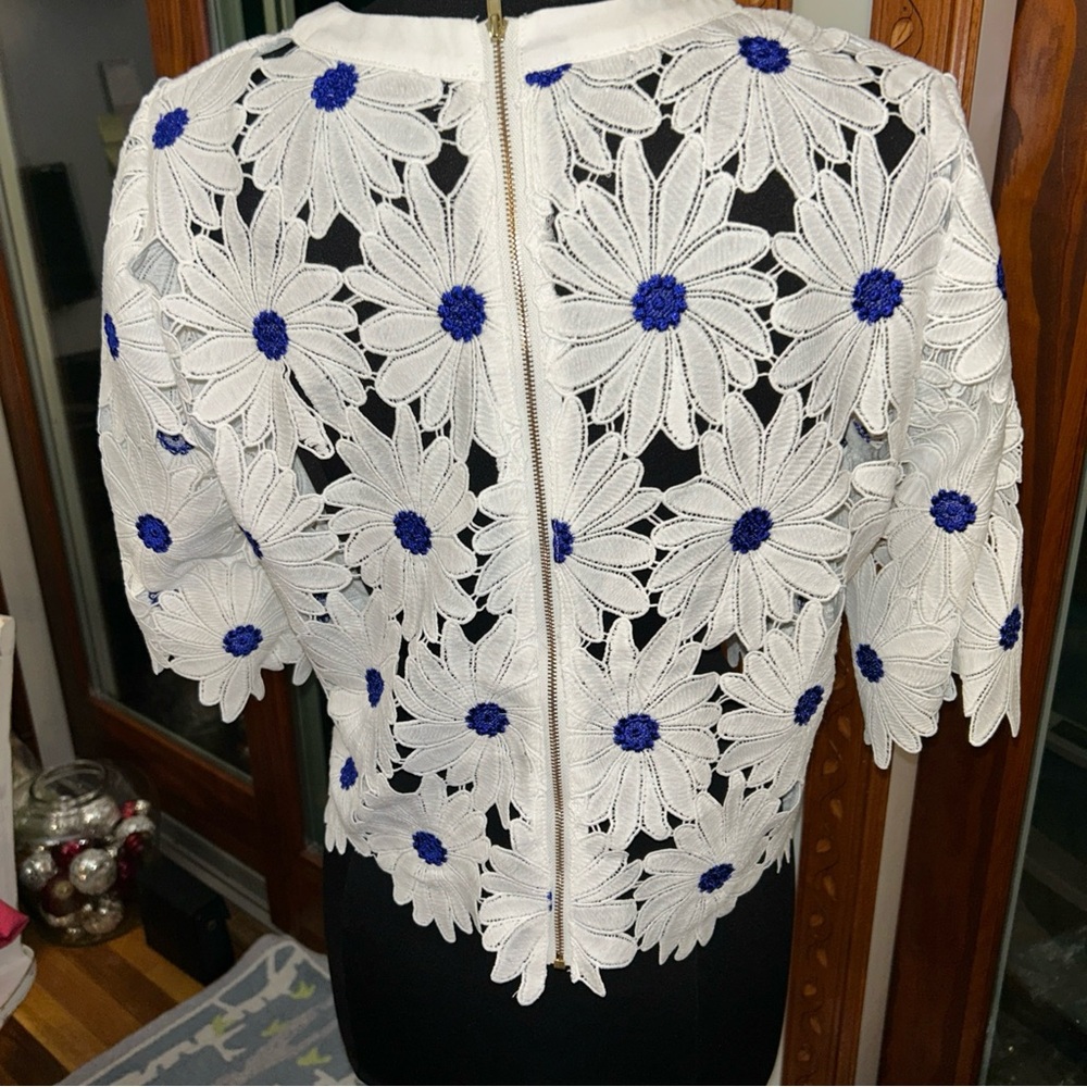 Bloomingdales Garcia White Floral Lace Top with Blue Accents